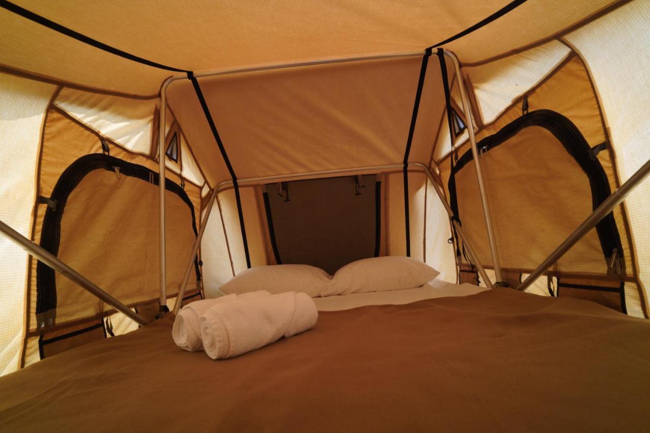 Bab Al Nojoum Hudayriyat Camp Hotel Abu Dhabi Exterior foto