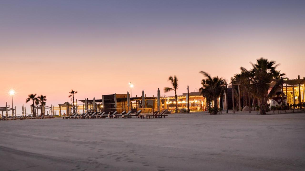 Bab Al Nojoum Hudayriyat Camp Hotel Abu Dhabi Exterior foto